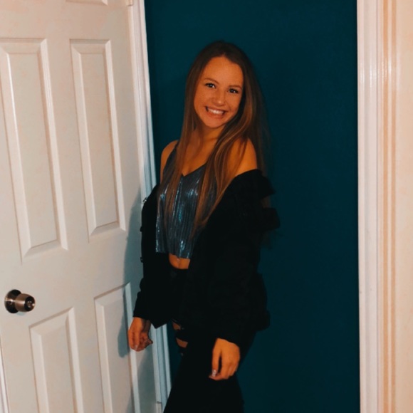 Meet your Posher, Lauryn - Picture 3 of 8